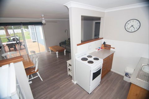 Laguna Lodge Holiday Units - Holiday Adelaide 3