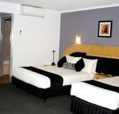 Comfort Inn Airport International  - Holiday Adelaide