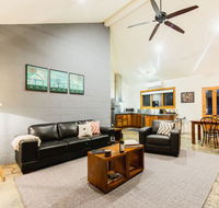 Alpine Edge Accommodation - Holiday Adelaide