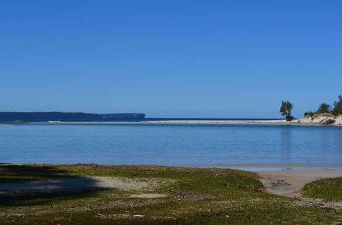Claudis Beach Retreat Unit One - Holiday Adelaide 0