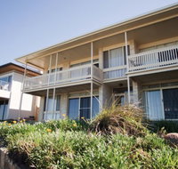 The Dolphins 1 - Holiday Adelaide