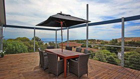 Coral Sands Seaview Beach House - Holiday Adelaide 0