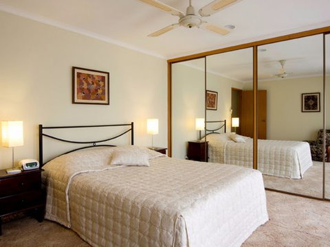 Chisholm Heights CBD Accommodation - Holiday Adelaide 3