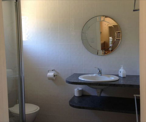 Fensom's Holiday Home - Holiday Adelaide 28