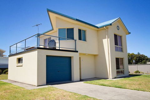 Fensom's Holiday Home - Holiday Adelaide 31