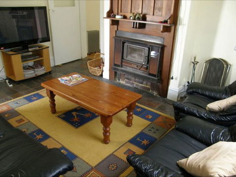 Fensom's Holiday Home - Holiday Adelaide 2