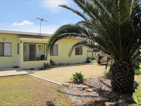 Fensom's Holiday Home - Holiday Adelaide 18