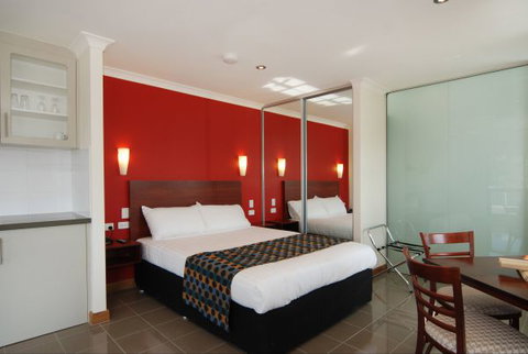 Tanunda Hotel And Apartments - Holiday Adelaide 1