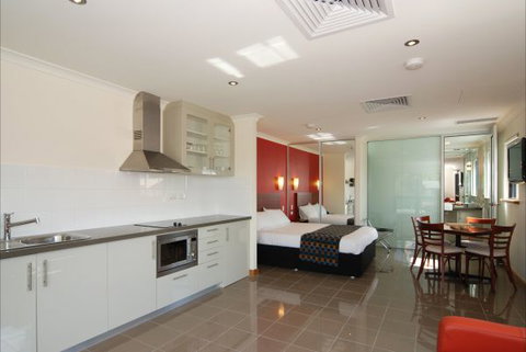 Tanunda Hotel And Apartments - Holiday Adelaide 2