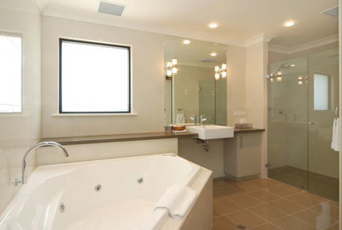 Tanunda Hotel And Apartments - Holiday Adelaide 3