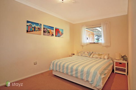 Hayes Beach House - Holiday Adelaide 3