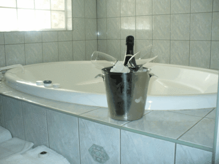 Charles Rasp Motor Inn And Cottages - Holiday Adelaide 2