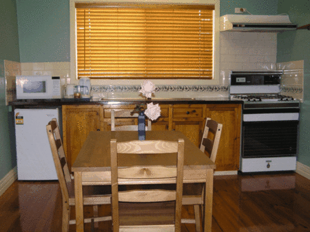 Charles Rasp Motor Inn And Cottages - Holiday Adelaide 4