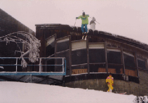 Mansfield Ski Lodge - Holiday Adelaide 1