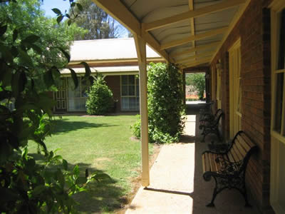 Mansfield Valley Motor Inn - Holiday Adelaide 1