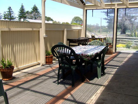 Beachport Motor Inn - Holiday Adelaide 3