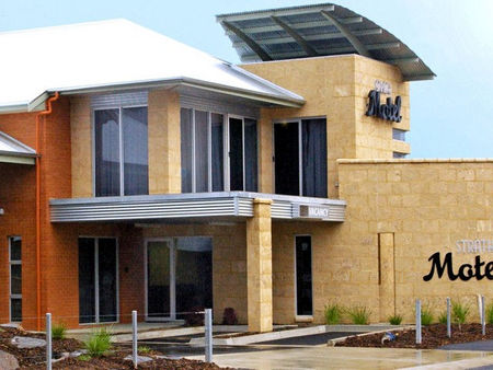 Strath Motel - Holiday Adelaide 0