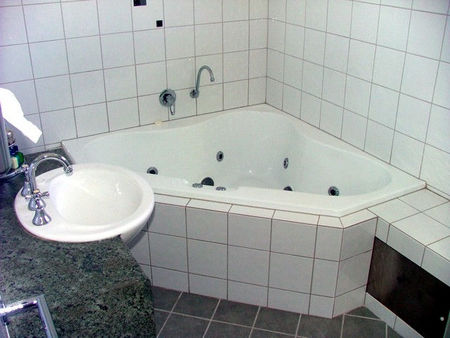 Tasman Beachside Apartments - Holiday Adelaide 0