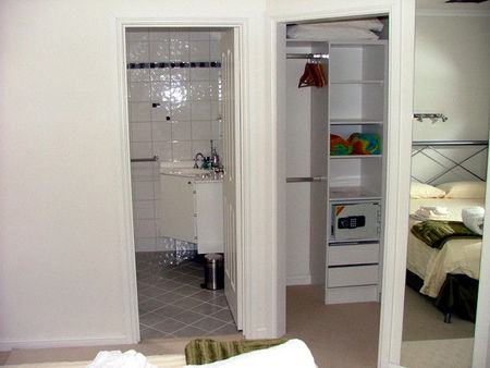 Tasman Beachside Apartments - Holiday Adelaide 1