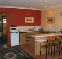 Alice Beside the Sea - Holiday Adelaide