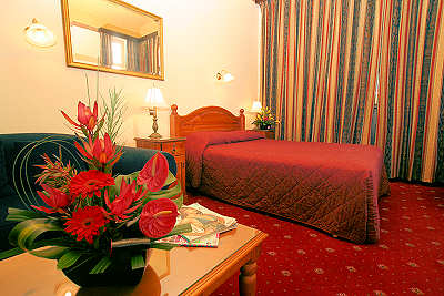 Quality Hotel Colonial Launceston - Holiday Adelaide 0