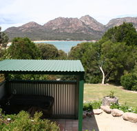 Coles Bay Waterfronters - Holiday Adelaide