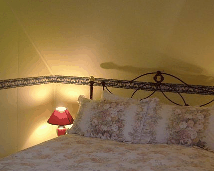 Hamilton Old School House Cottages - Holiday Adelaide