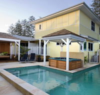 Aaron's at Byron - Holiday Adelaide