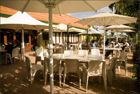 Tower Hotel - Holiday Adelaide 1