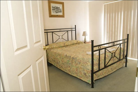 Tower Hotel - Holiday Adelaide 7