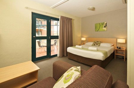 Breakfree On Hindley Street - Holiday Adelaide 2