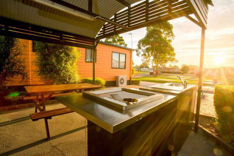 BIG4 Traralgon Park Lane Holiday Park - Holiday Adelaide 6