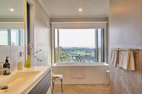 Halcyon Cottage Retreat - Self Contained Accommodation - Holiday Adelaide 6