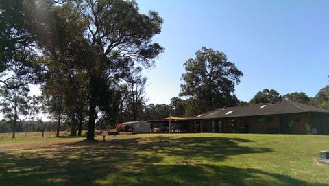 Villa Malbec - Holiday Adelaide 0
