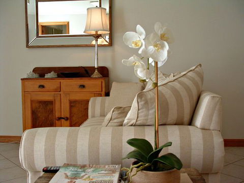 17 QED Lakehouse - Holiday Adelaide 4