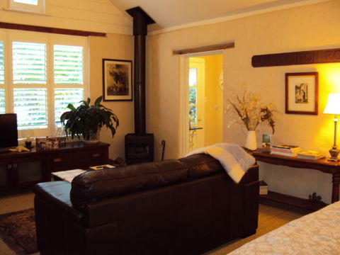 Harcourt Elms Bed And Breakfast - Holiday Adelaide 2