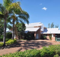 Beggars Bridge Homestead - Holiday Adelaide