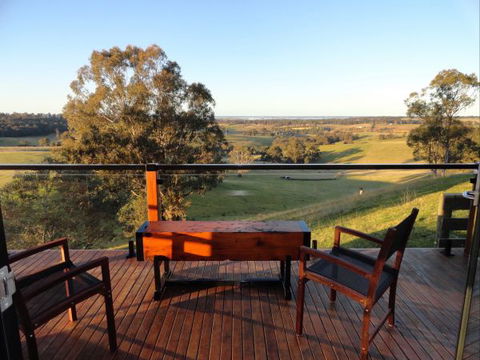 Down To Earth Farm Retreat - Holiday Adelaide 0