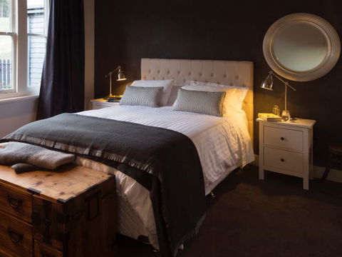 Frenchman's River - The Helmsman's House - Holiday Adelaide 5