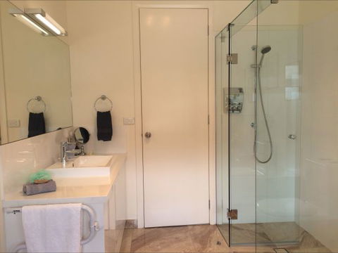 Heathcote Views Bed & Breakfast - Holiday Adelaide 3
