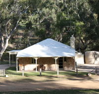 Hughes Park Cottage  Weddings - Holiday Adelaide