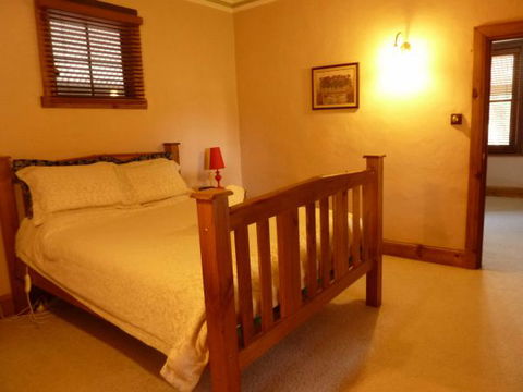 Kaesler Cottages - Holiday Adelaide 3