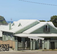 Merewether Beach House B and B - Holiday Adelaide