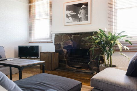 Mount Ophir Estate - The Gatehouse - Holiday Adelaide 0