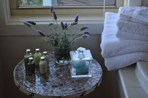 Nautica Accommodation Gerringong - Holiday Adelaide 1