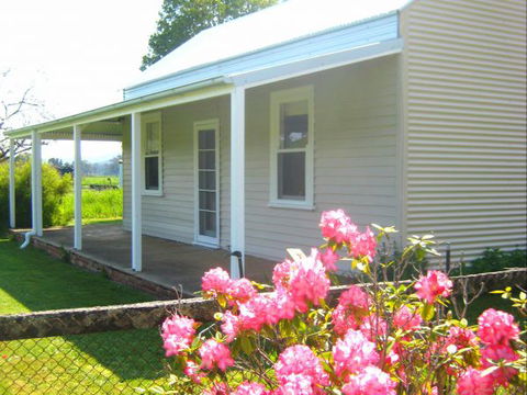 Orange Tree Cottage - Holiday Adelaide 0