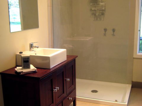 Orange Tree Cottage - Holiday Adelaide 7