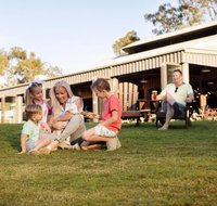 Paradise Country Farmstay - Holiday Adelaide