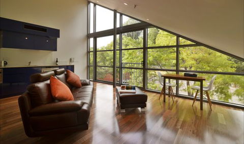 Salamanca Wharf Hotel - Holiday Adelaide 1
