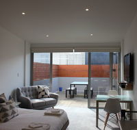 Sandy Bay Studio Apartment - Holiday Adelaide